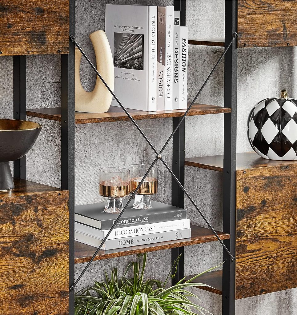 Голема полица мебел ви