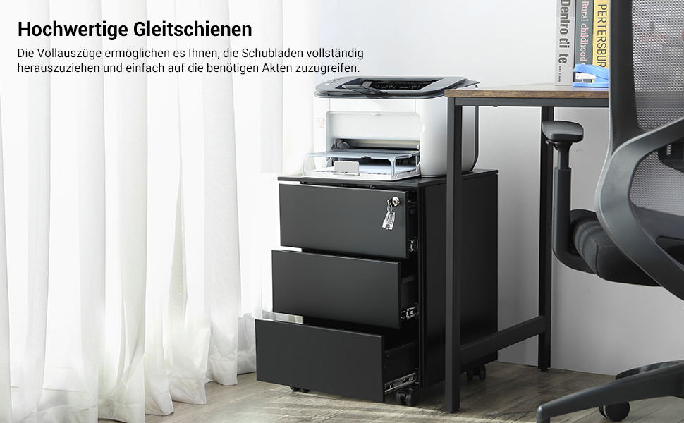 комоди со три фиоки