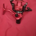 Se prodava Brend SOUGAYILANG PSY 4000 GEAR RATIO 5:2:1 4 BB SYSTEM Line Capacity : 8/160 ; 10/100 ; 12/65 0.30/150 ; 0.35/110 ; 0.40/60