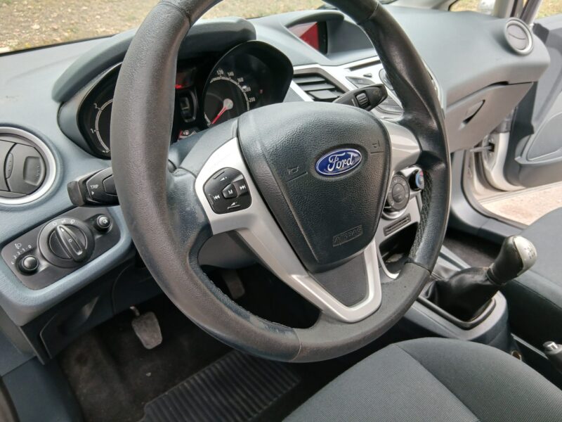 Ford fiesta 1,4 dizel 50 kw 2009 god. - Image 2