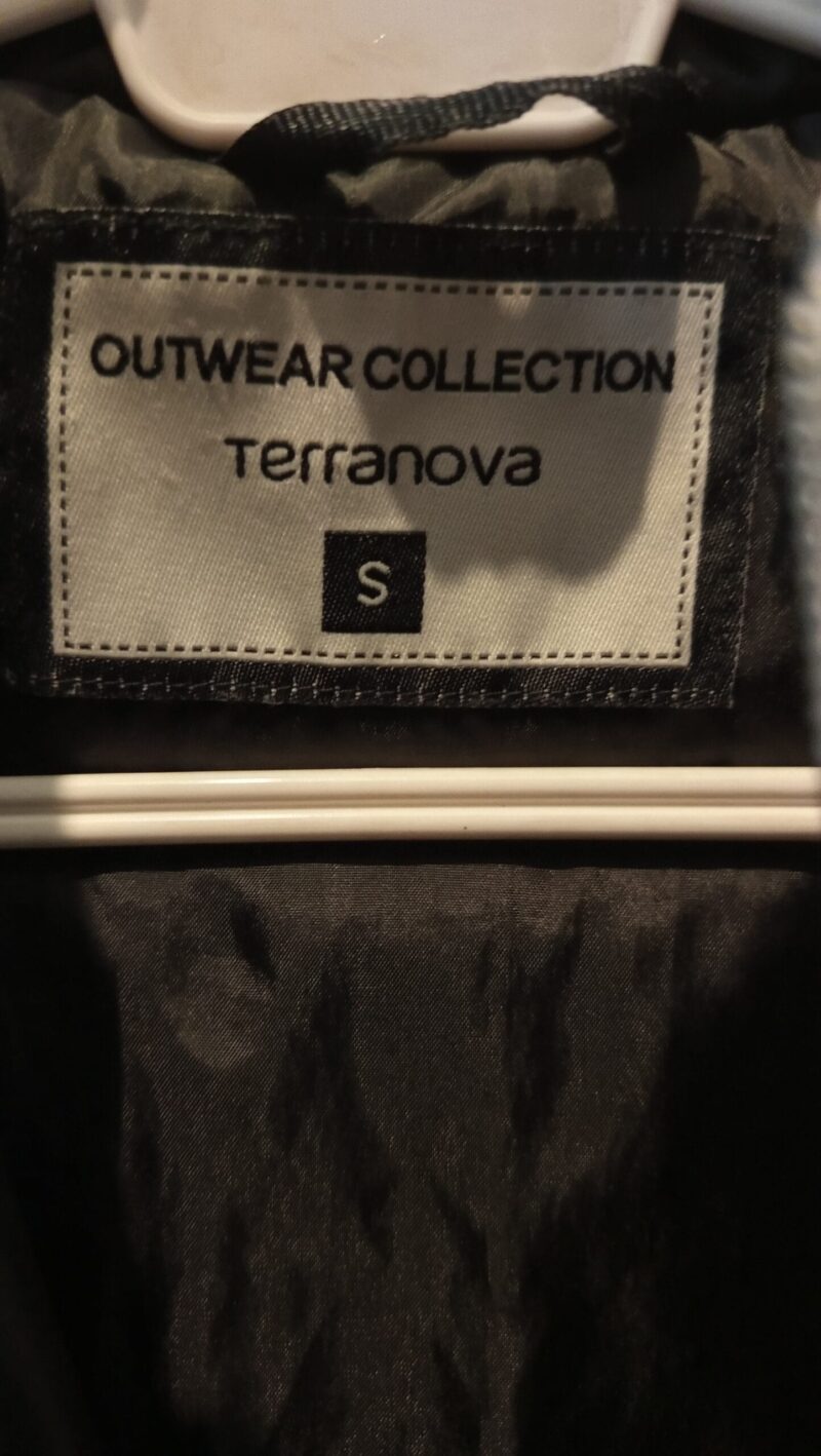 Се продава женска јакна - Image 3