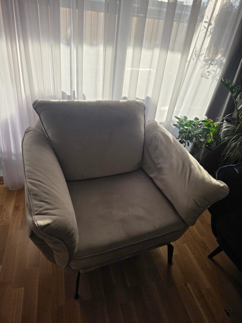 Се продава гарнитура и фотеља - Image 2