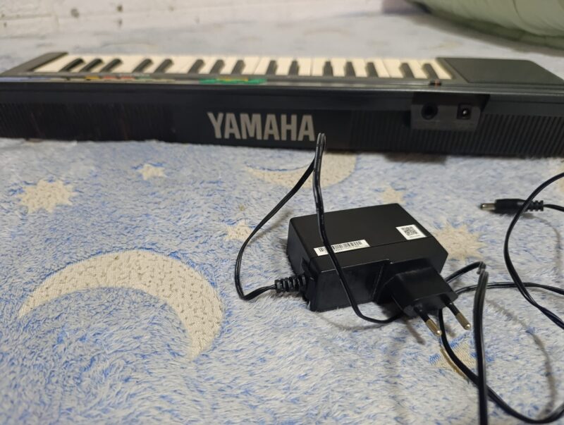 RETRO КУЛТ: Винтиџ Синтисајзер Yamaha PortaSound PSS-140 (1988год.) - Image 2