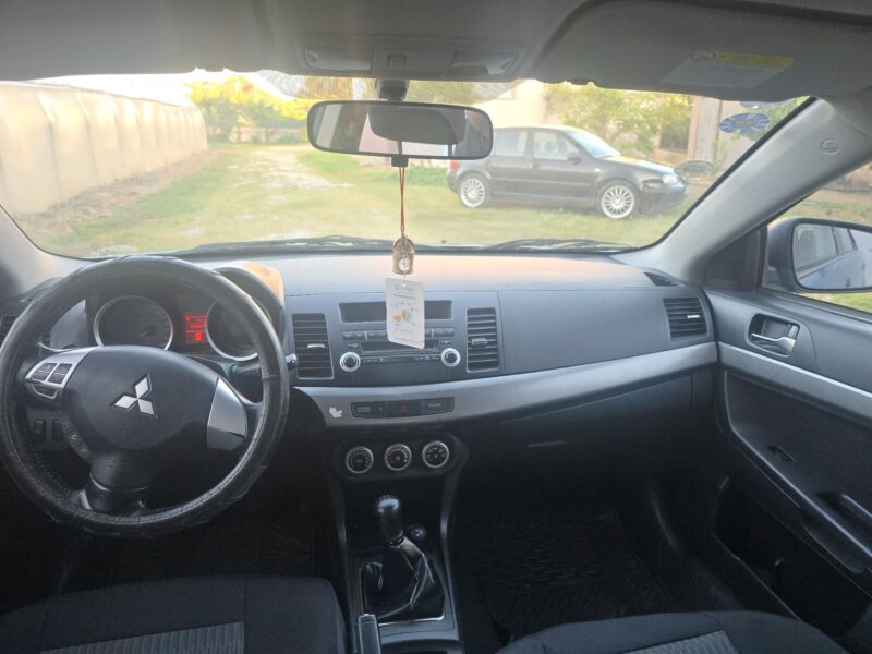Mitsubishi Lancer 1.5 gasoline/LPG - Image 9