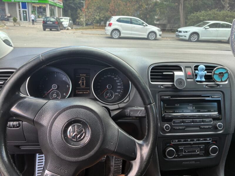 Golf 6 - Image 10