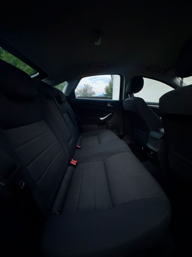 Ford Mondeo 2.0 140кс Titanium - Image 11