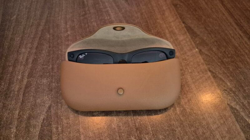 Ray-Ban Meta Wayfarer (Gen 2) - Matte Black w/ Polarized Len - Image 2