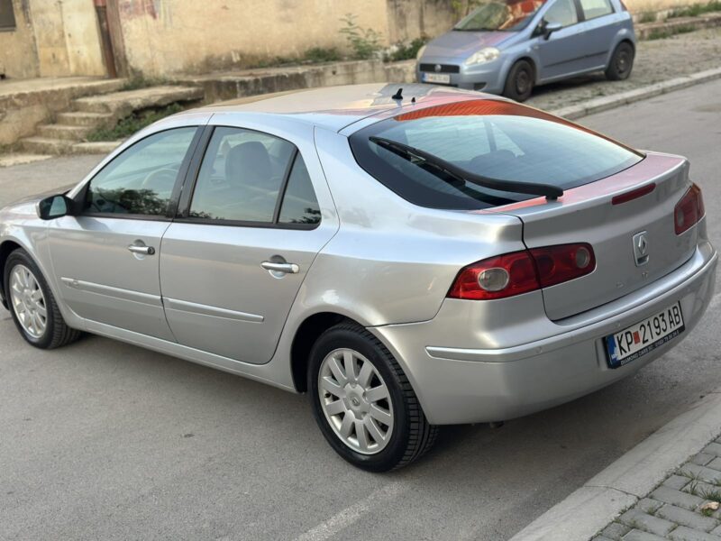 Renault laguna 2.2dci 2005god - Image 2